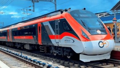 देश को मिली चार नई 'वंदे भारत' की सौगात, इन शहरों में दौड़ेगी हाई स्पीड ट्रेन